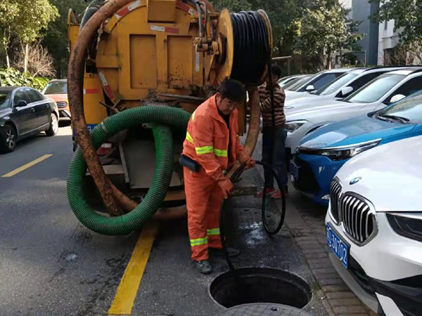大岭山排污管道清淤